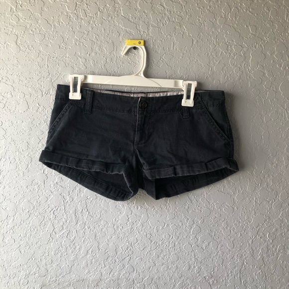 hollister stretch shorts